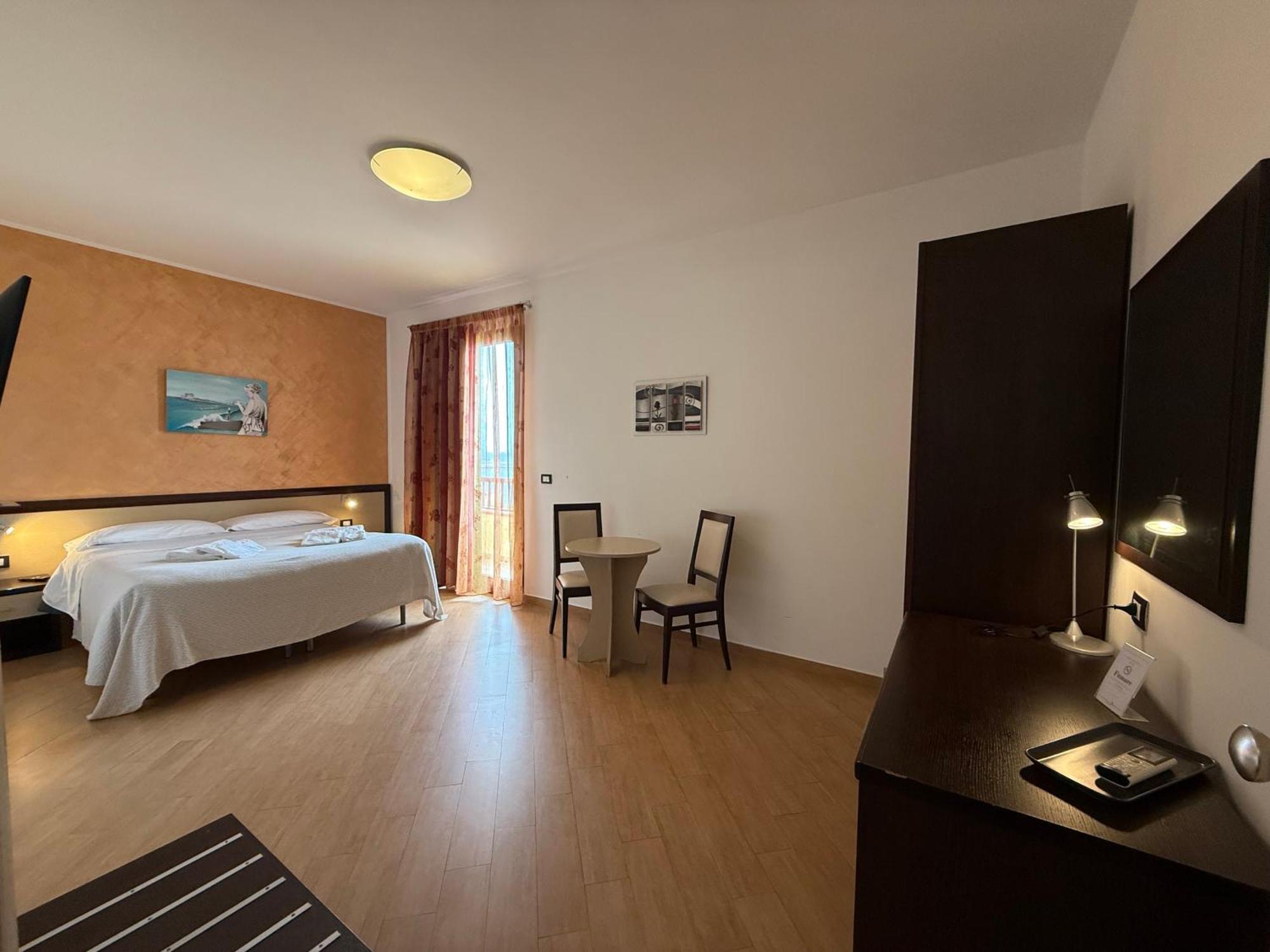 Albergo Perseo Portopalo Di Capo Passero Buitenkant foto