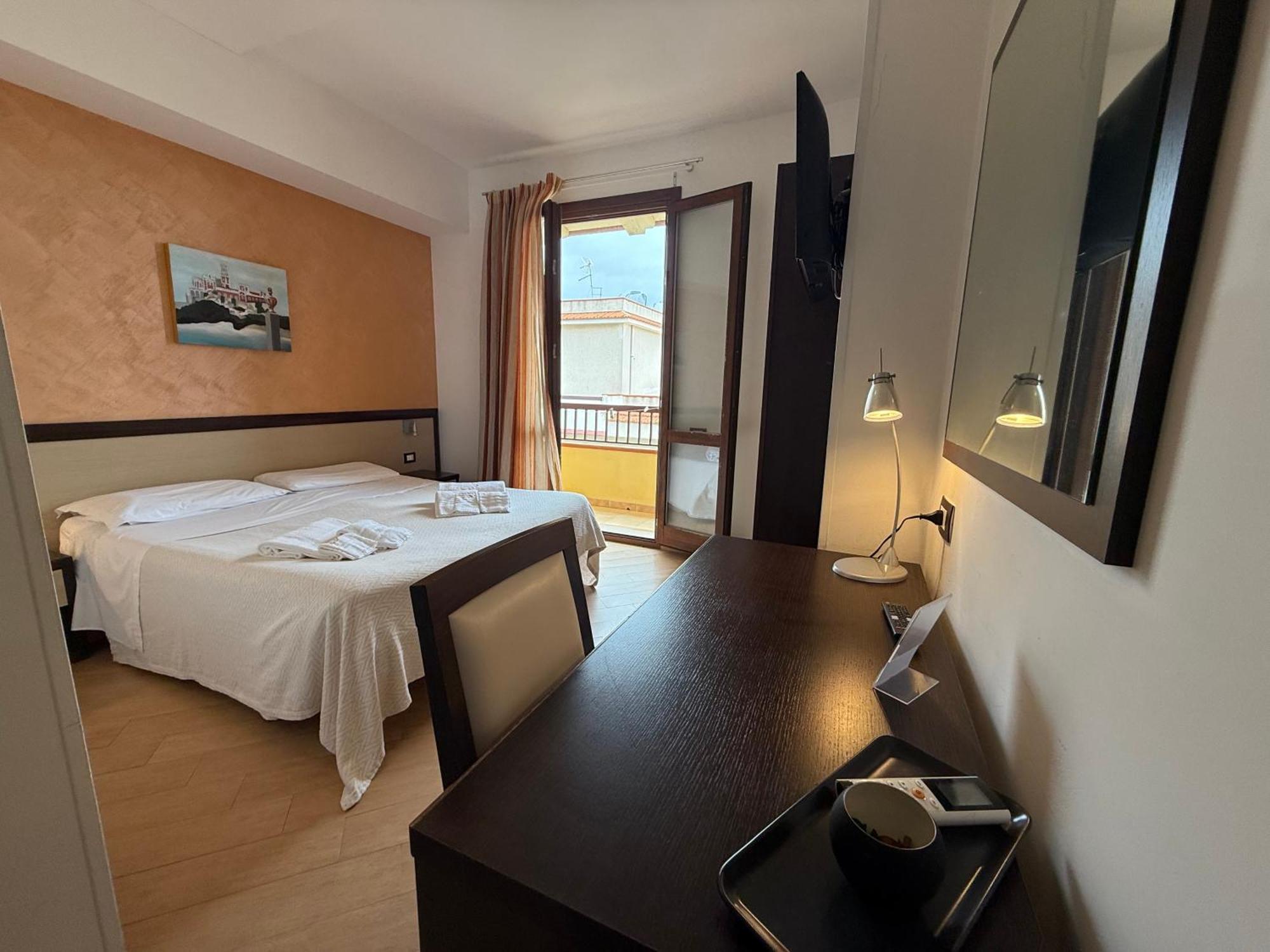Albergo Perseo Portopalo Di Capo Passero Buitenkant foto